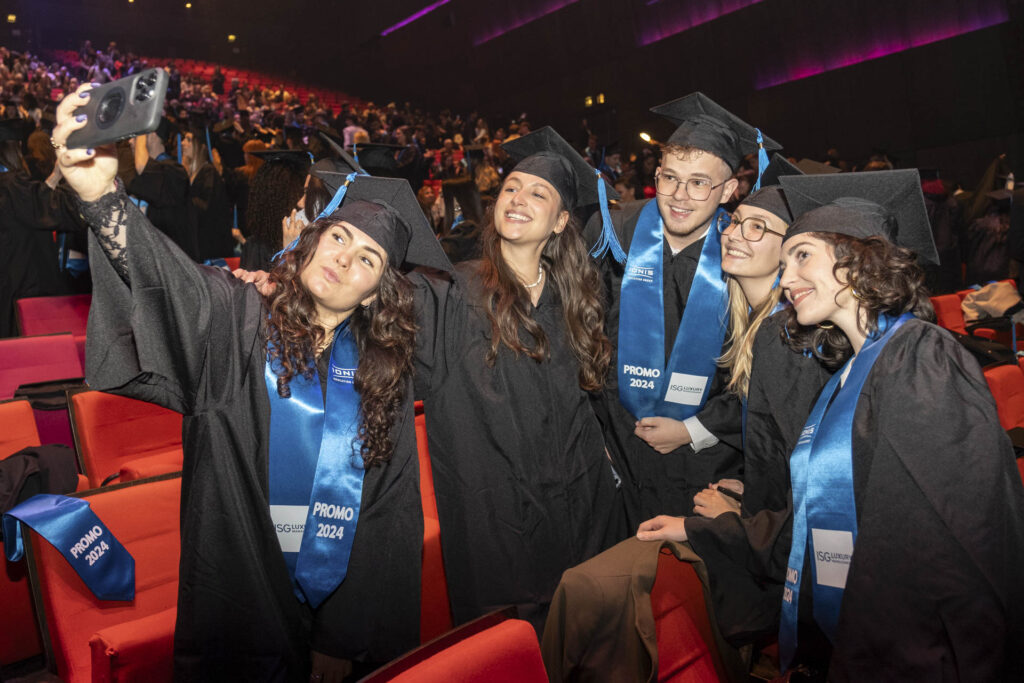 Cérémonie de Remise des Diplômes de l'ISG Luxury Management, promotion 2024. 