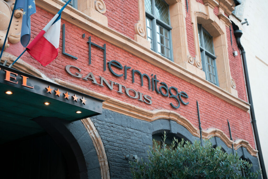 façade de l'Hermitage Gantois, un cadre d'exception pour réaliser son alternance dans l'hôtellerie de luxe