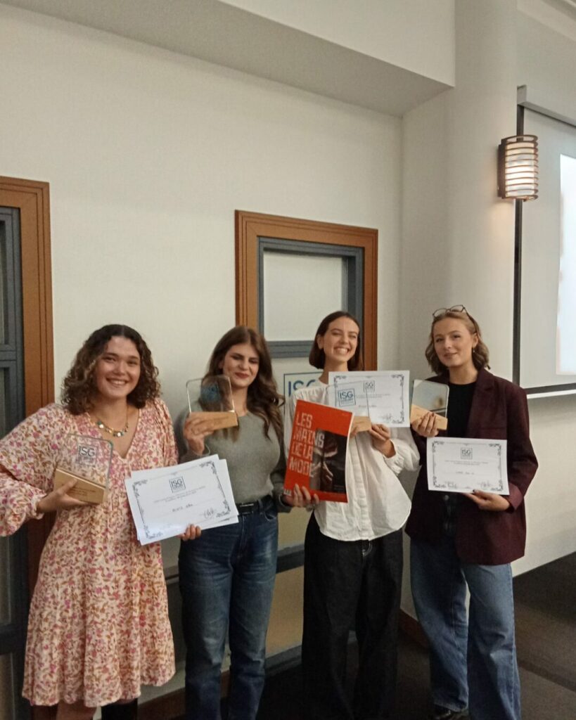 Remise des prix magazines à Paris : groupe Les Mains de la Mode